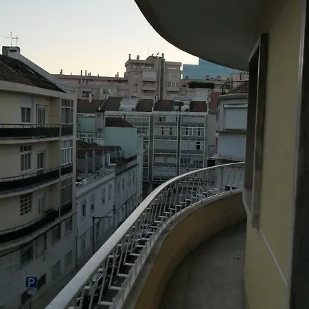 דירה Ferias No Bairro ליסבון